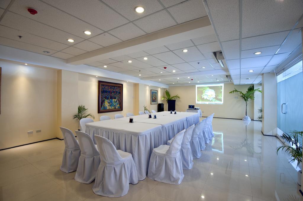 M Citi Suites Cebu Kültér fotó